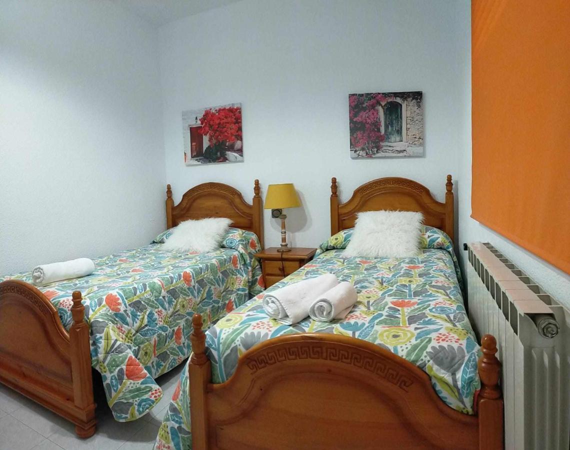 Ferienhaus Ideal Familias Hasta 15 Personas En Madrid *